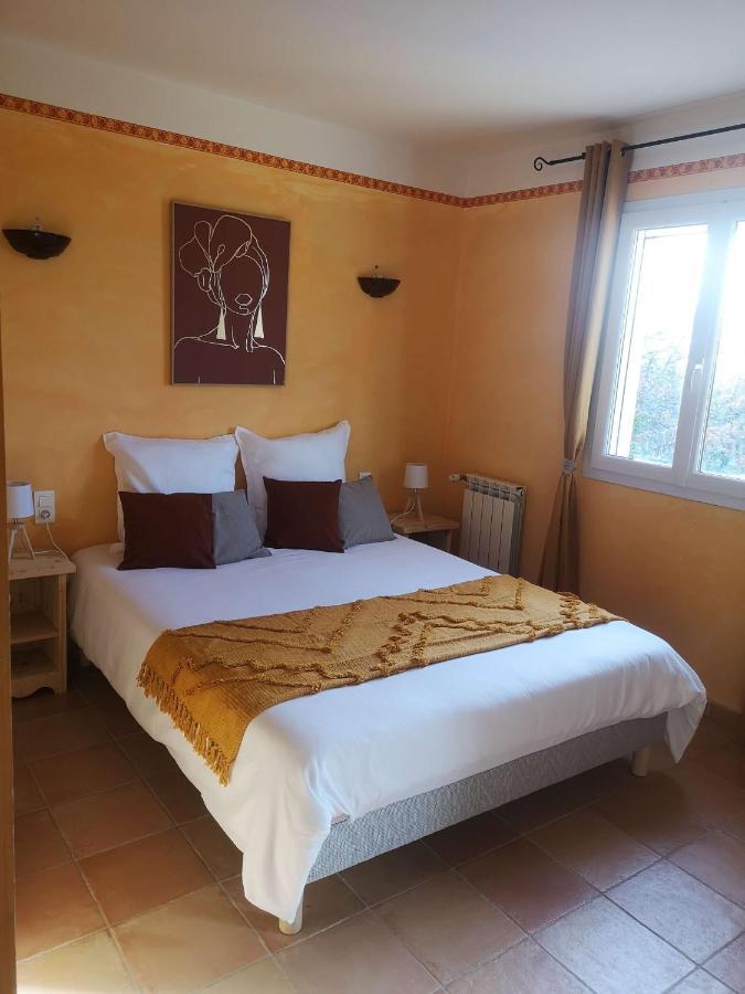Bed and Breakfast Chez Tata Регюсс Екстер'єр фото