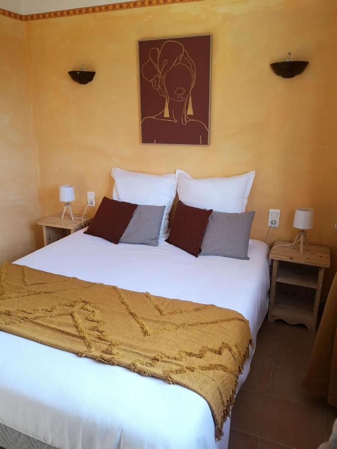 Bed and Breakfast Chez Tata Регюсс Екстер'єр фото